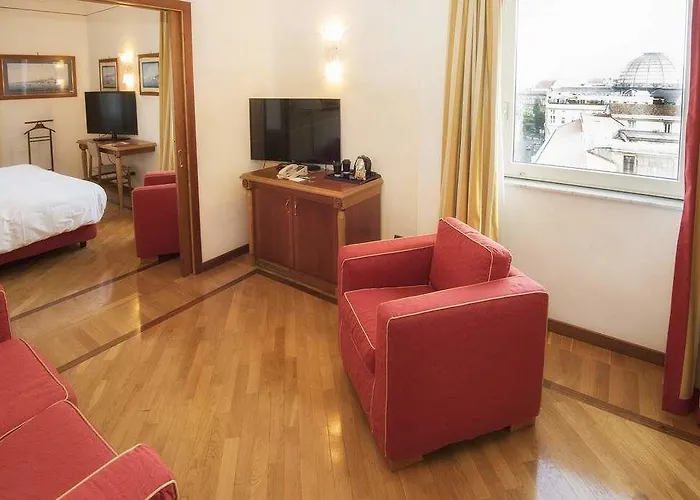 Renaissance Mediterraneo 4* Napoli