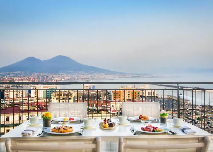 Renaissance Mediterraneo 4*