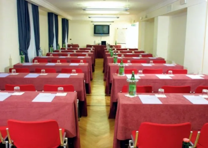 Renaissance Mediterraneo 4* Napoli
