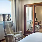 Renaissance Mediterraneo Hotel