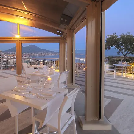 Renaissance Mediterraneo 4*