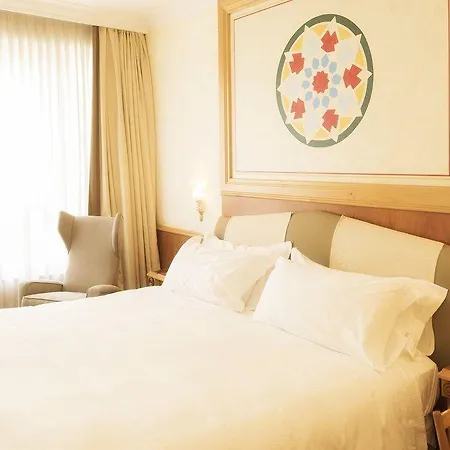 Szálloda Renaissance Mediterraneo 4*