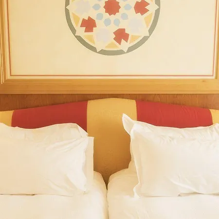 Szálloda Renaissance Mediterraneo 4*