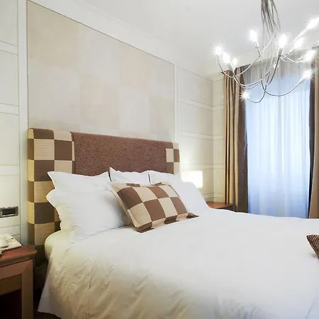 Renaissance Mediterraneo Hotel 4*