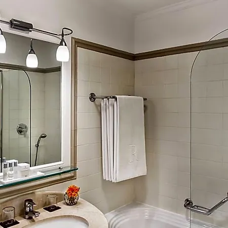 Renaissance Mediterraneo 4* Napels