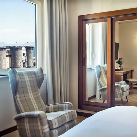 Renaissance Mediterraneo فندق