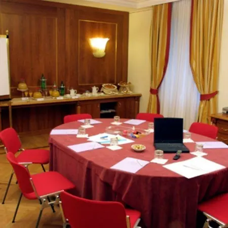 Renaissance Mediterraneo Hotel Nápoles