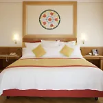 Renaissance Mediterraneo 4*