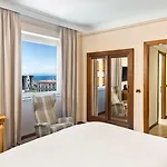 Renaissance Mediterraneo Hotel Neapol