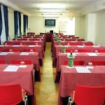 Renaissance Mediterraneo 4* Neapol
