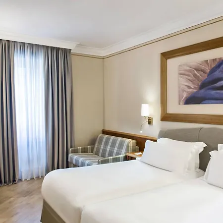 Renaissance Mediterraneo Νάπολη