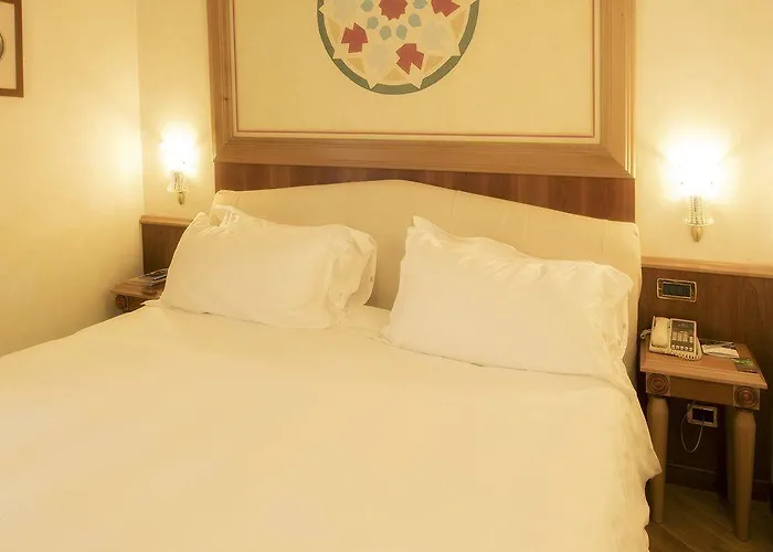 Renaissance Mediterraneo 4* Naples