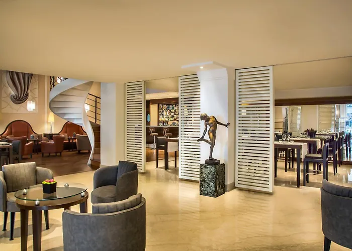 Renaissance Mediterraneo 4* Naples